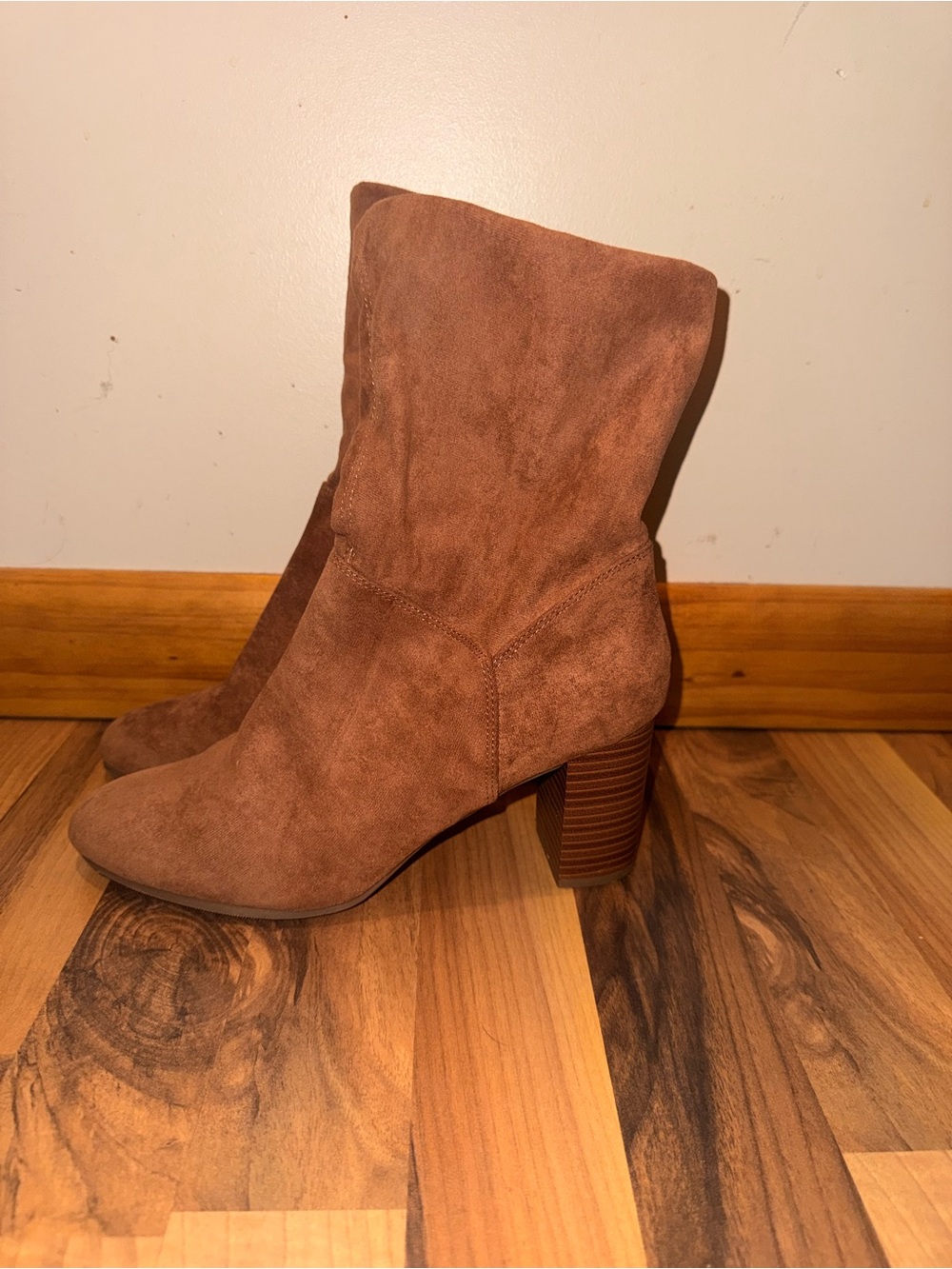 Women’s Brown Suede Mid-Calf Block Heel Boot - Picture 3 of 3